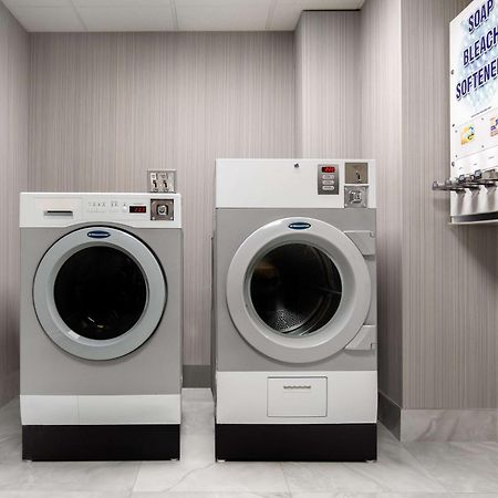 Hampton Inn By Hilton Brampton - Toronto Extérieur photo