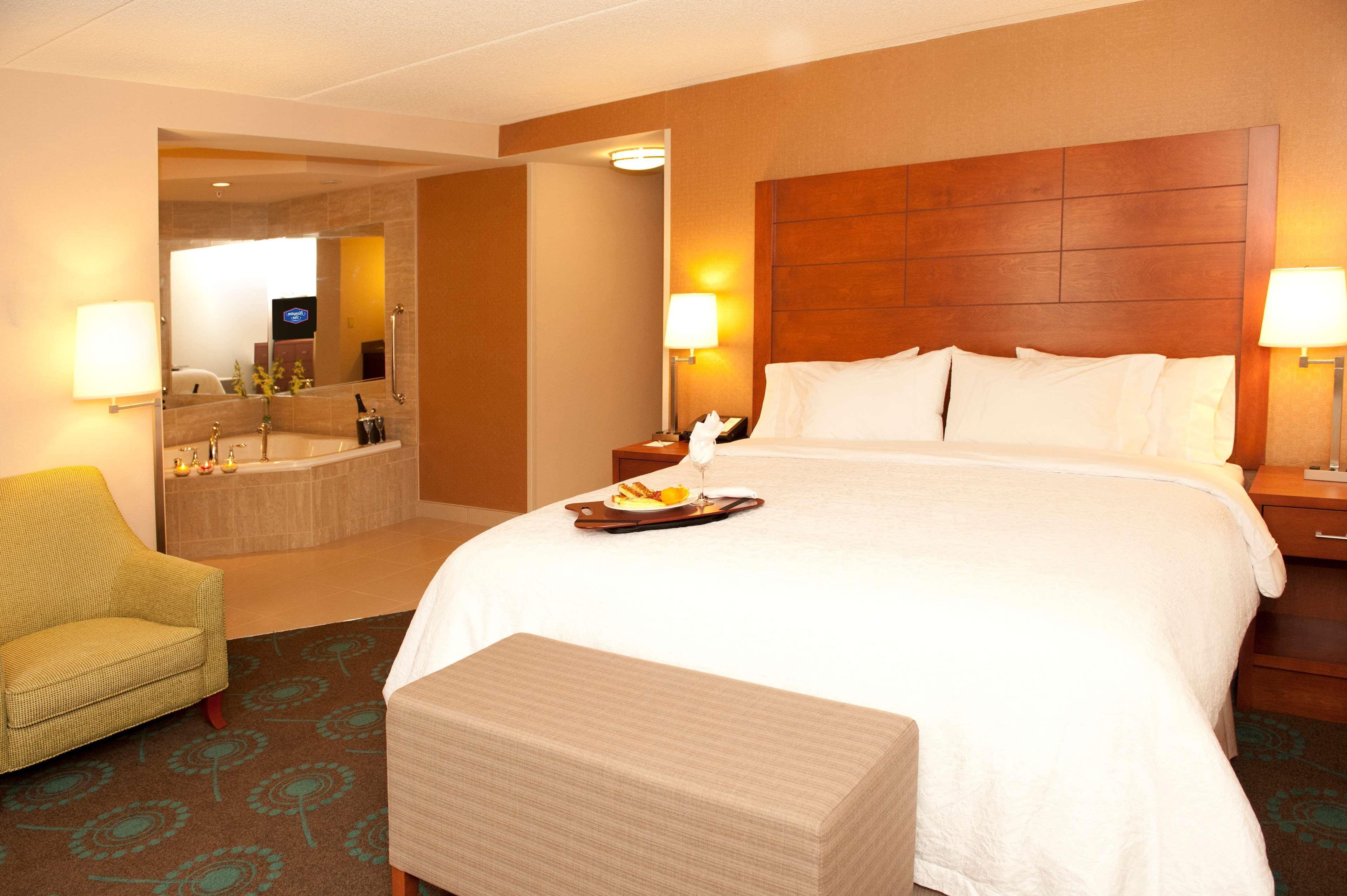 Hampton Inn By Hilton Brampton - Toronto Extérieur photo
