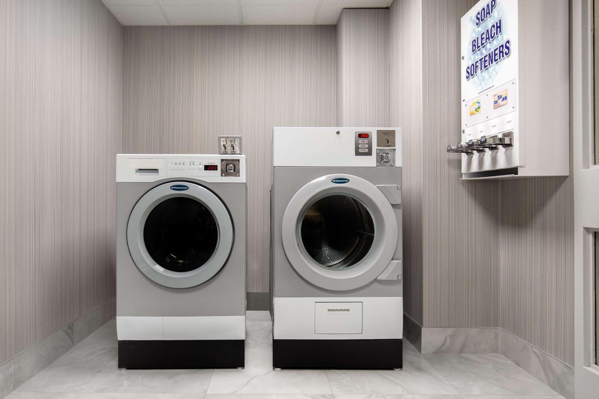 Hampton Inn By Hilton Brampton - Toronto Extérieur photo