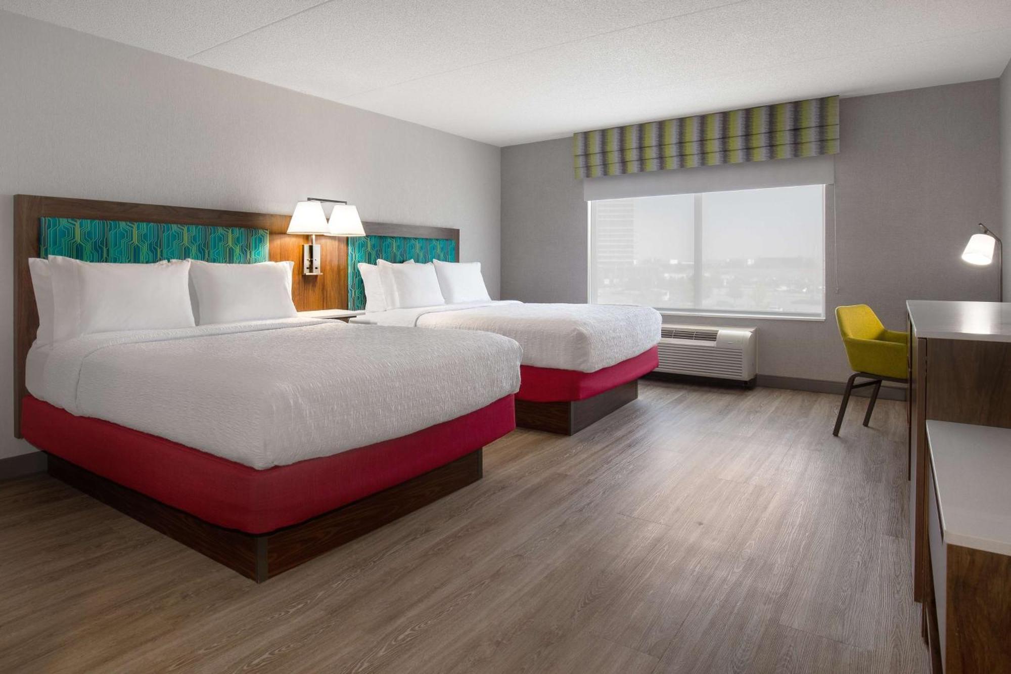 Hampton Inn By Hilton Brampton - Toronto Extérieur photo